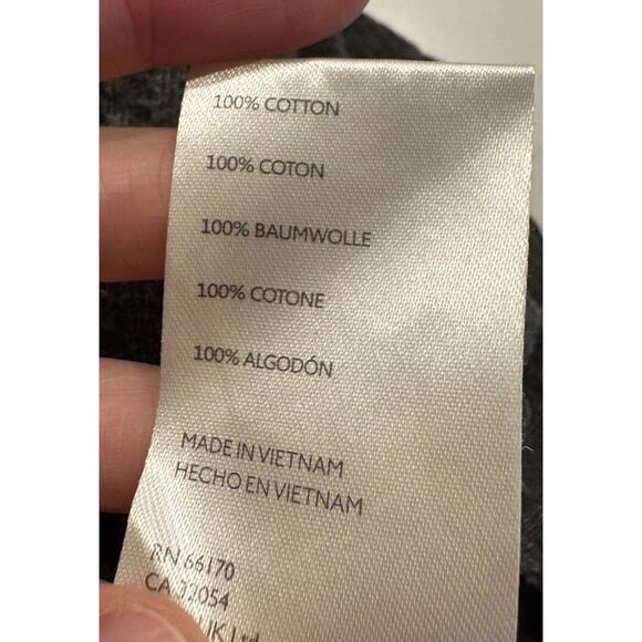 We The Free People Gray Waffle Cropped Top Women’s Size XS Hidden Buttons Boho - Picture 8 of 8